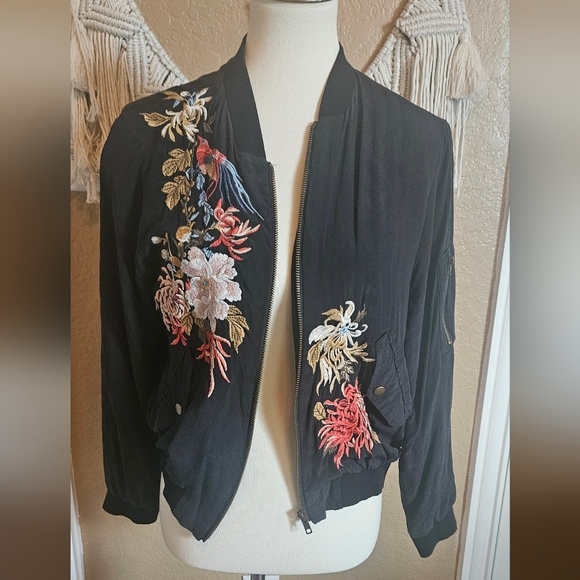 Johnny Was LA Vintage Silk Embroidered Bird Jacket Black Size Small - Picture 2 of 11
